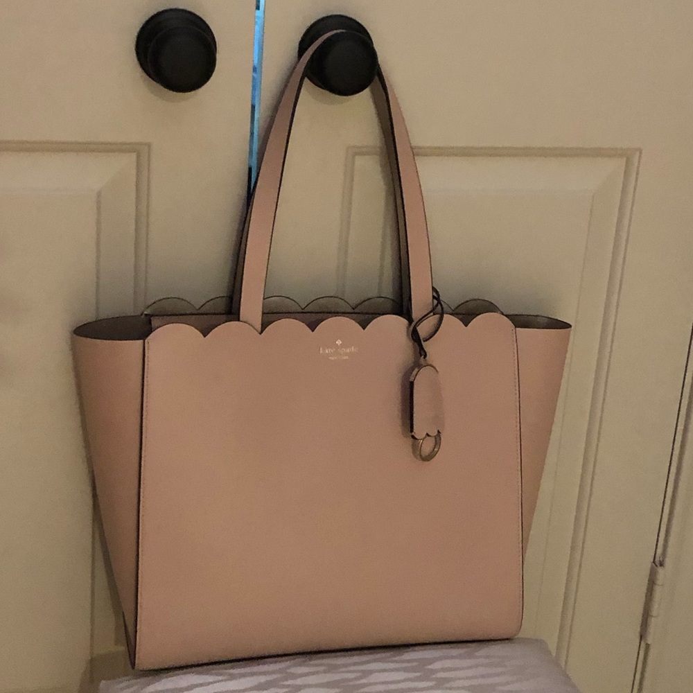 kate spade tote ~ scalloped ~ pink ~ 💕